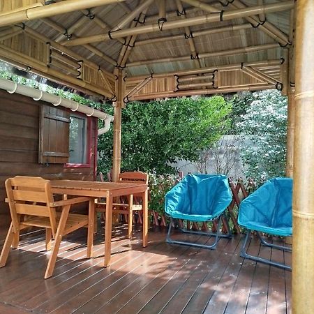 Le Chalet Des Dany Saint-Mamert-du-Gard エクステリア 写真